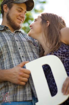 Kelly and Isaac 036 Holding Letter D